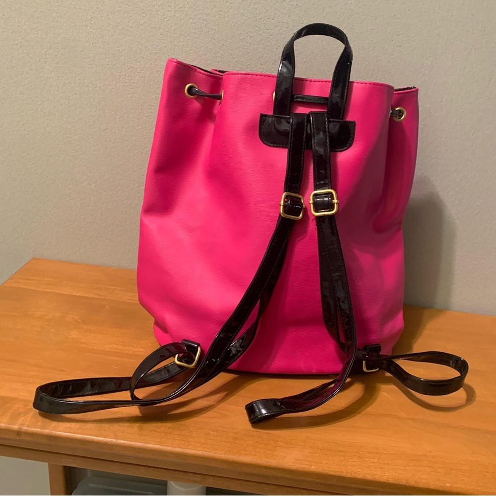 Women’s Pink Juicy Couture Backpack 🎒 - Picture 3 of 6
